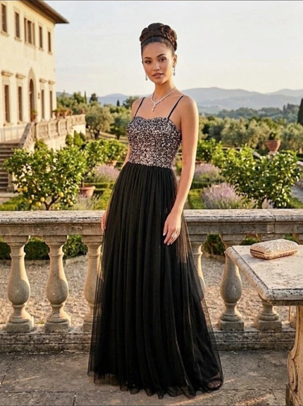 Women's Maxi Dress in Black & Gold Like New